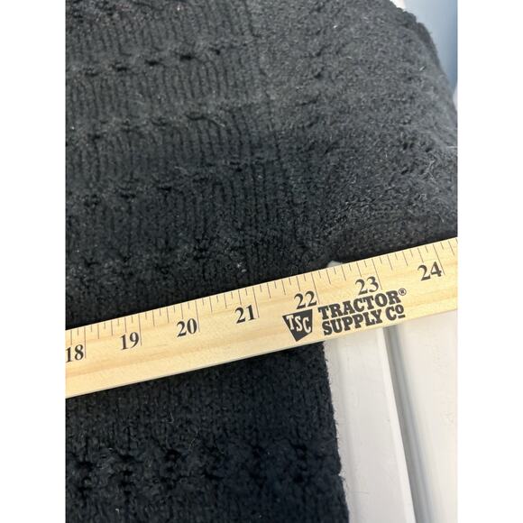 Old Navy Black Crew Neck Sweater Textured Knit Size Medium - Picture 6 of 6